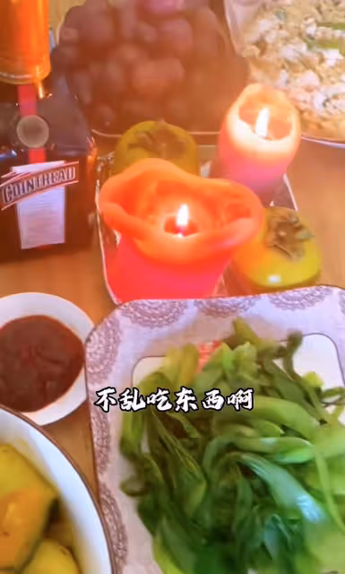 68歲港星落戶大連!50多塊的國貨穿搭簡單,新家不大裝修接地氣