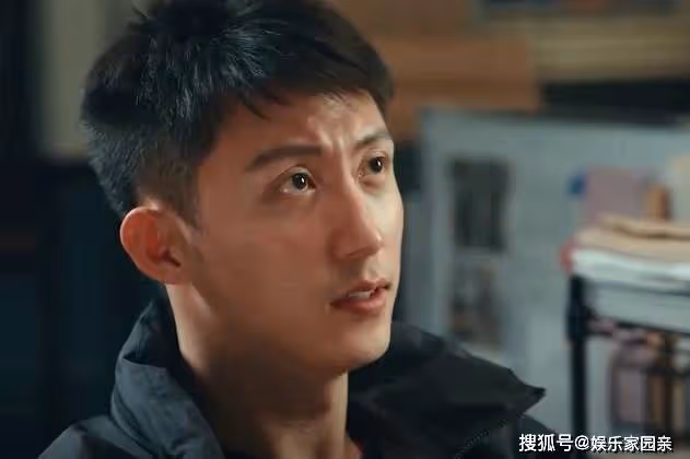 《罰罪》邱濤臥底身份暴露，嚴國華讓常征帶人營救，被李伯東擊斃