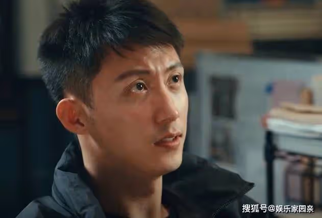 《罰罪》邱濤臥底身份暴露,嚴國華讓常征帶人營救,被李伯東擊斃