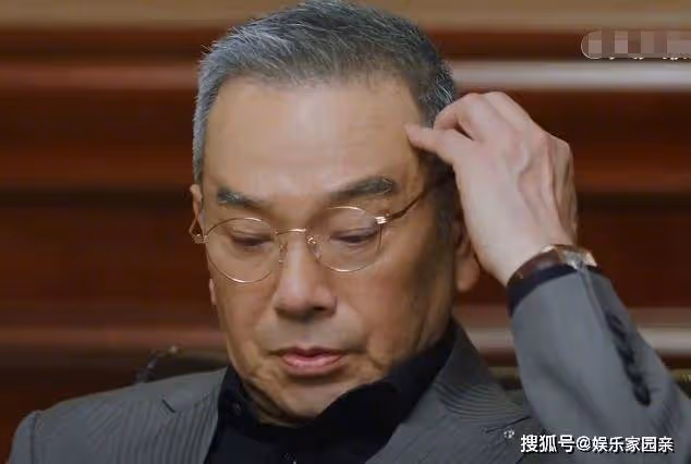 《罰罪》邱濤臥底身份暴露,嚴國華讓常征帶人營救,被李伯東擊斃