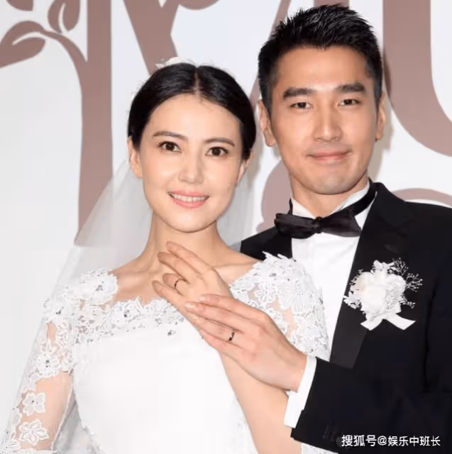 高圓圓上學時期到底有多美?班主任:班上至少10多個男生都在追她