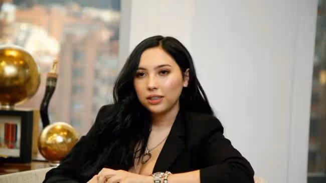 女網紅幫助母親越獄獲刑7年半 卻仍可在家拍視頻