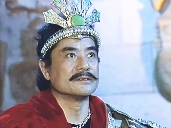 「紂王」達奇近況曝光!移民澳洲多年,88歲鬚髮皆白疑似回國養老