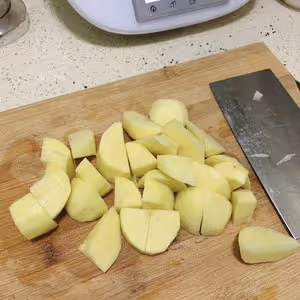 小美·新疆大盤雞 超好吃，連湯汁都喝掉