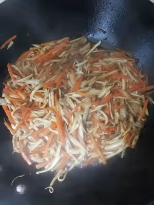 杏鮑菇炒肉絲