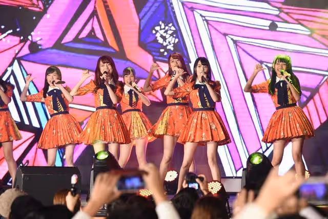 日本女星的殘酷世界:像奴隸一樣被奴役,羞辱地剃掉頭髮