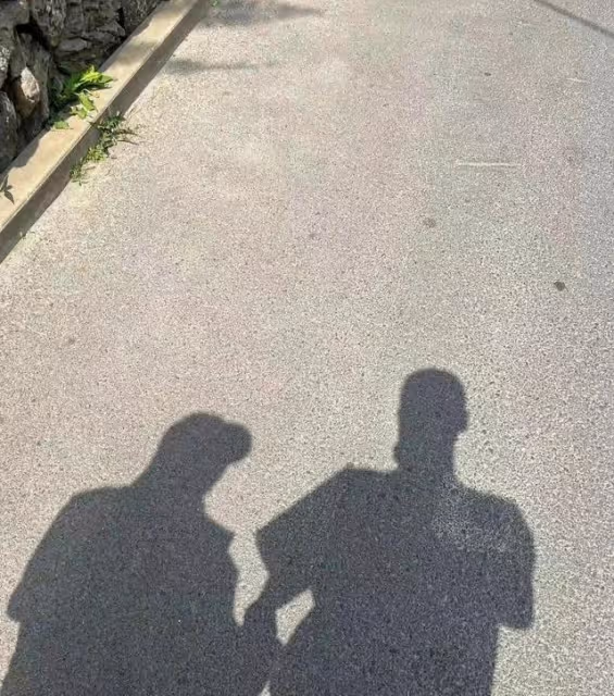 好突然!HoneyJ手寫小作文官宣結婚和懷孕