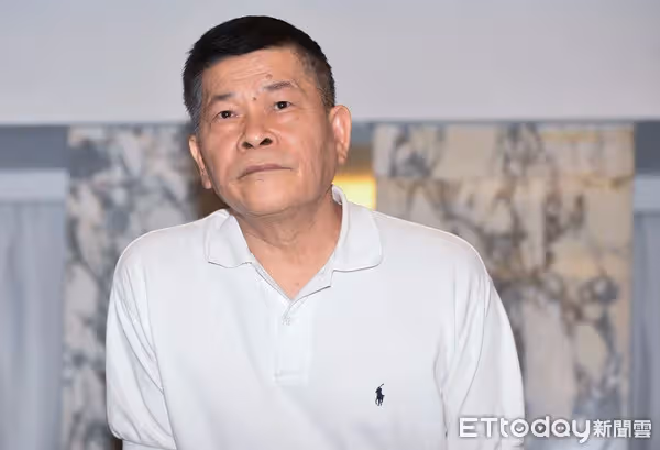 30年師徒情!許效舜不忍「澎恰恰讀扛壓力」哽咽:真的生病了 深夜傳訊「低頭替他求情」親友好揪心