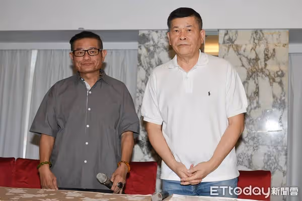 30年師徒情!許效舜不忍「澎恰恰讀扛壓力」哽咽:真的生病了 深夜傳訊「低頭替他求情」親友好揪心