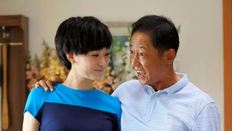 與導演奉子成婚,不幸流產遭拋棄,今卻嫁給相識16年的男閨蜜