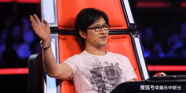 當年汪峰親手把他淘汰,如今他卻滿世界開演唱會,網友:好尷尬