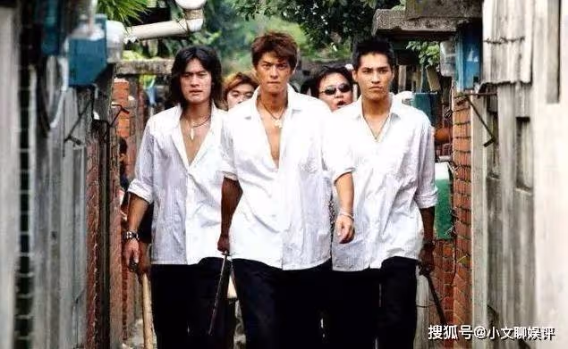 他8年前幫了楊冪,當他過氣無戲可拍時,楊冪僅用2部劇將他捧紅!