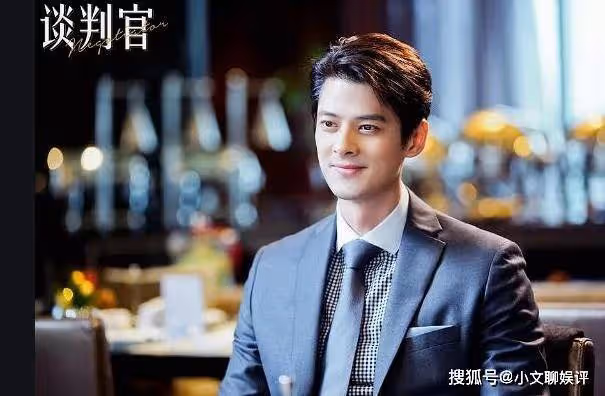 他8年前幫了楊冪,當他過氣無戲可拍時,楊冪僅用2部劇將他捧紅!