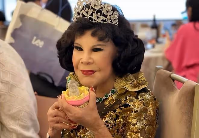 4對同齡絕美女星大PK，整容老去和自然老去，你更喜歡哪一位？