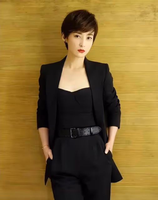 4對同齡絕美女星大PK，整容老去和自然老去，你更喜歡哪一位？