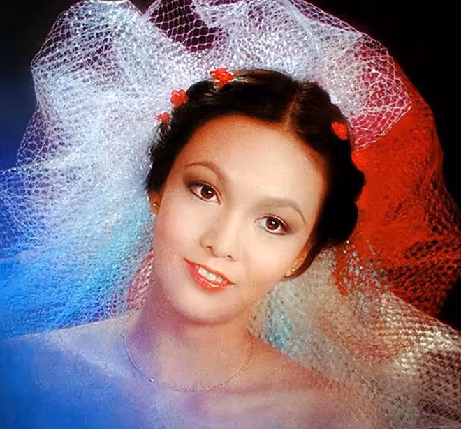 4對同齡絕美女星大PK，整容老去和自然老去，你更喜歡哪一位？