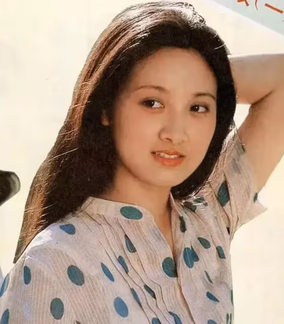 4對同齡絕美女星大PK，整容老去和自然老去，你更喜歡哪一位？
