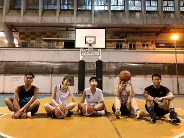 《黯夜守護者》16歲童星演反叛青年獲贊,曾演視帝童年角色,明年將參加大學聯考