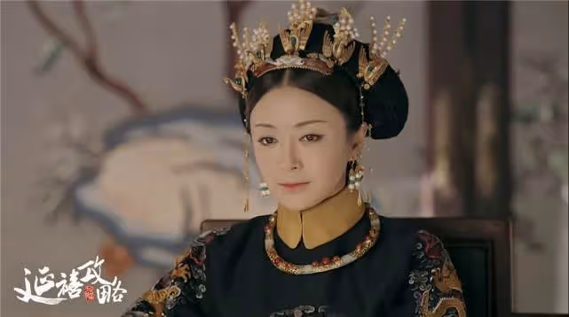 秦嵐「正臉」27歲,「側臉」47歲?網友:再少女的造型也無法挽救!