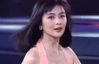 被低估了顏值的鄧麗君,美貌不輸林青霞、關之琳