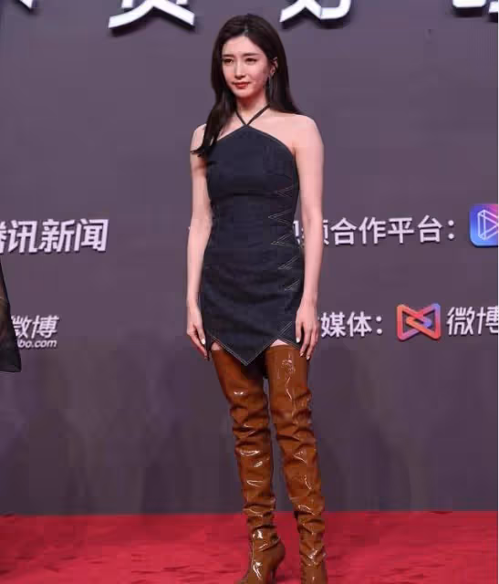 衣品不行，顏值再不能打，三十而已也難出圈！細胞里給你變美機會