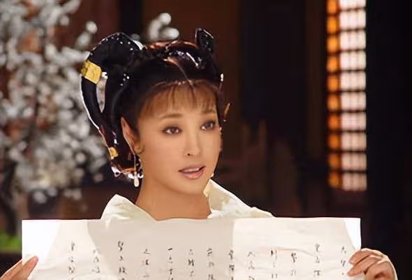 5位顏值出眾的女演員,60歲還沒有孩子,劉曉慶為了事業放棄了孩子
