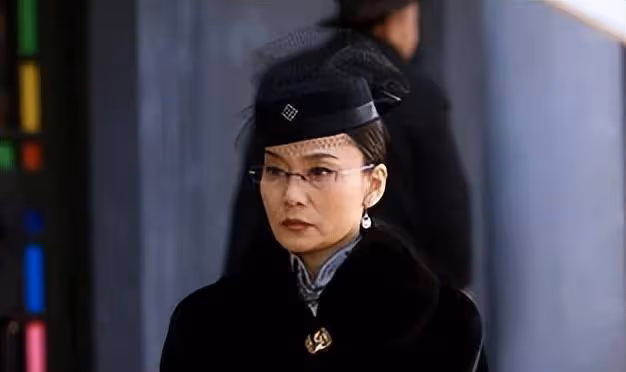 5位顏值出眾的女演員,60歲還沒有孩子,劉曉慶為了事業放棄了孩子