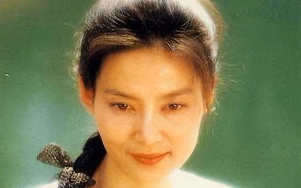 5位顏值出眾的女演員,60歲還沒有孩子,劉曉慶為了事業放棄了孩子