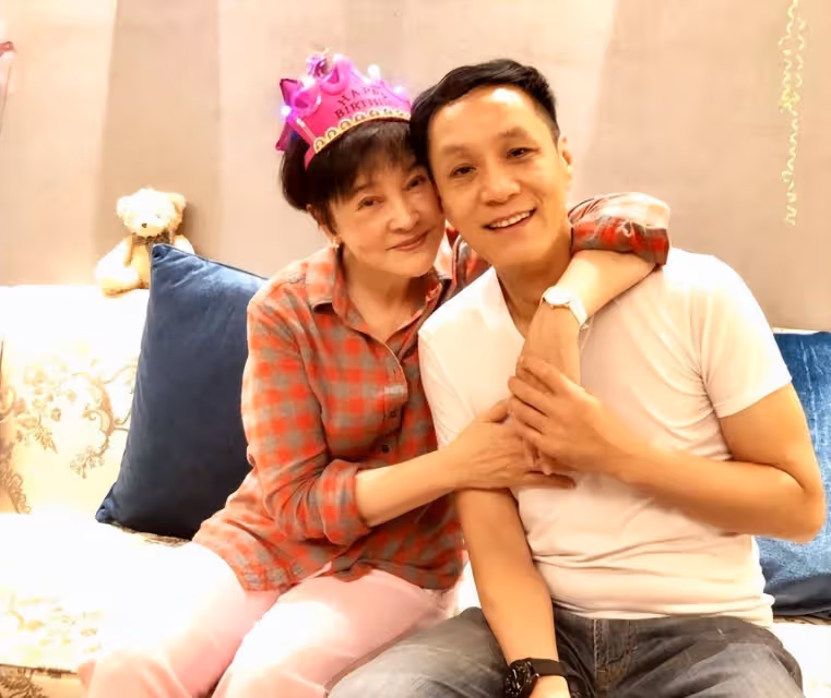 馮遠征:嫁給梁丹妮,結婚29年,29年沒有孩子,他後悔了,也鬆了口氣