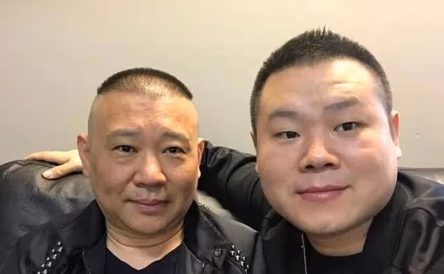 80後草根明星的奮鬥史:父親去世,忍淚登台演出