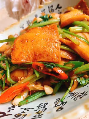 🌈🌈能下2碗飯的干鍋千頁豆腐🧈🍚，超簡單