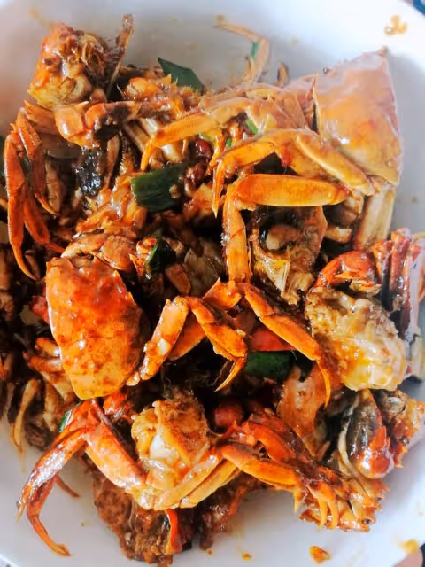 蒜香炒河蟹