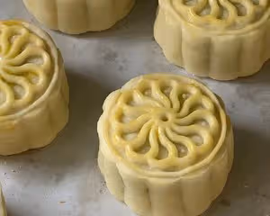 🥮蛋月燒❗️口感像蛋糕的月餅🥮