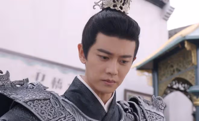 《請君》:李沁的淚溝,任嘉倫鼻子上的痣,這劇的濾鏡好真實