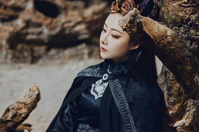 《請君》幕後真兇浮出水面!一心復活黑聖女,於登登的麻煩來了