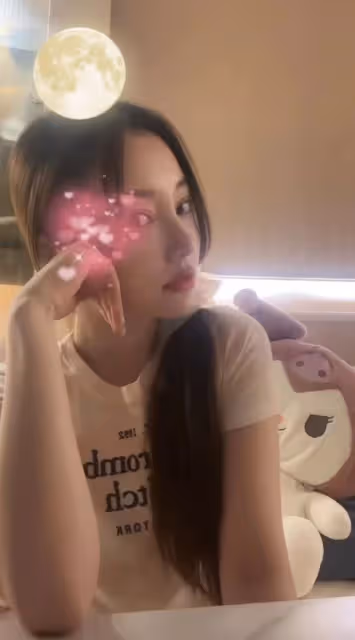 40歲李小璐又變樣!剪狗啃劉海眼大似銅鈴,頭頂稀疏髮際線堪憂
