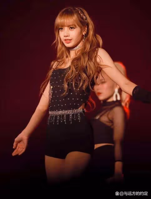 25歲創造K-POP歷史，Lisa——天生為舞台而生的人