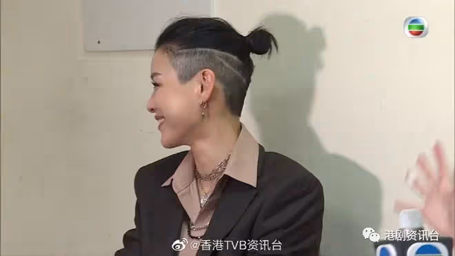陳茵媺又一新劇造型曝光！兩邊寸頭兼有紋身嚇親囡囡