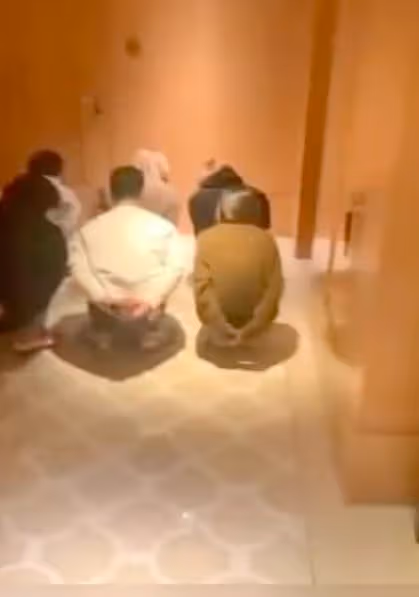 李易峰有多高高在上，曾懲罰侮辱員工蹲牆角，仍被粉絲夸幽默可愛