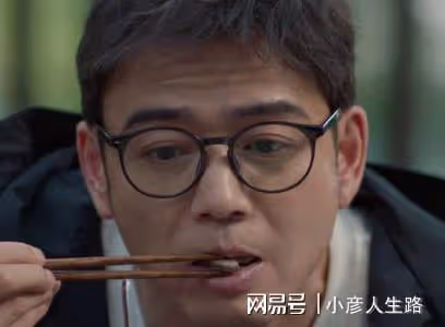 《麓山之歌》楊爍演得好，一點也不油膩，跟焦俊艷搭檔CP感爆棚