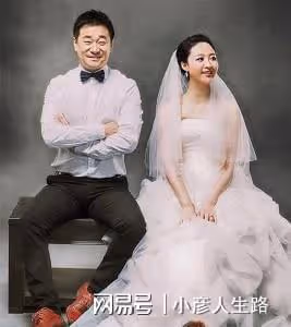「影帝」王景春:娶小18歲白富美,兩人恩愛多年零緋聞