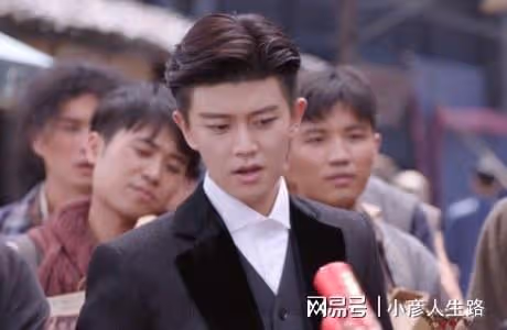 李沁《請君》開播第一天,男主任嘉倫被刷差評,觀眾理由出奇一致