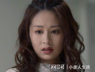《麓山之歌》太好看了,雖然感情線有點狗血,但編劇的處理很高明