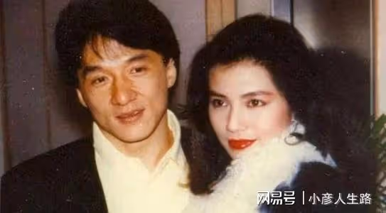 成龍再爆有私生子房祖軒,孩子媽是鄧麗君,網友分析是假新聞