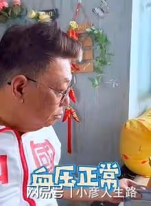 63歲知名港星定居遼寧!穿60元國牌T恤,拿內地身份證感動哭