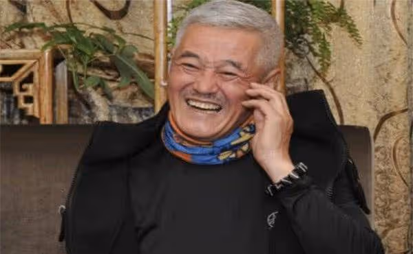 原來幫助劉濤還清5億的貴人是她,娛樂圈「大佬」,如今風采依舊