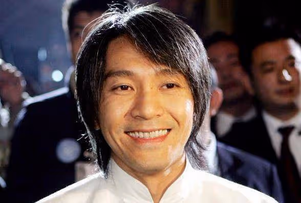 跟周星馳戀愛13年無果,分手9年官司打7年,今仍表示絕不放過他