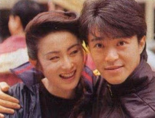 跟周星馳戀愛13年無果，分手9年官司打7年，今仍表示絕不放過他