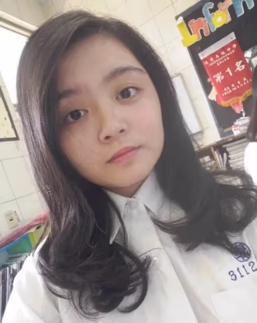 《意難忘》童星小婷婷長大了!「10年後長這樣」蛻變長髮正妹氣質清純