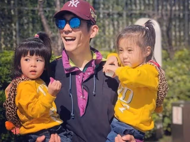 離婚12年了!賈靜雯談前夫「再見面頭髮都白了」:從沒想像過 坦言內心話「錯誤遇到彼此」被讚翻了